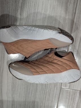 Nike ACG Moc 3.5 Sz 8 Womens